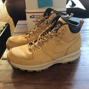 Nike Manoa Boot